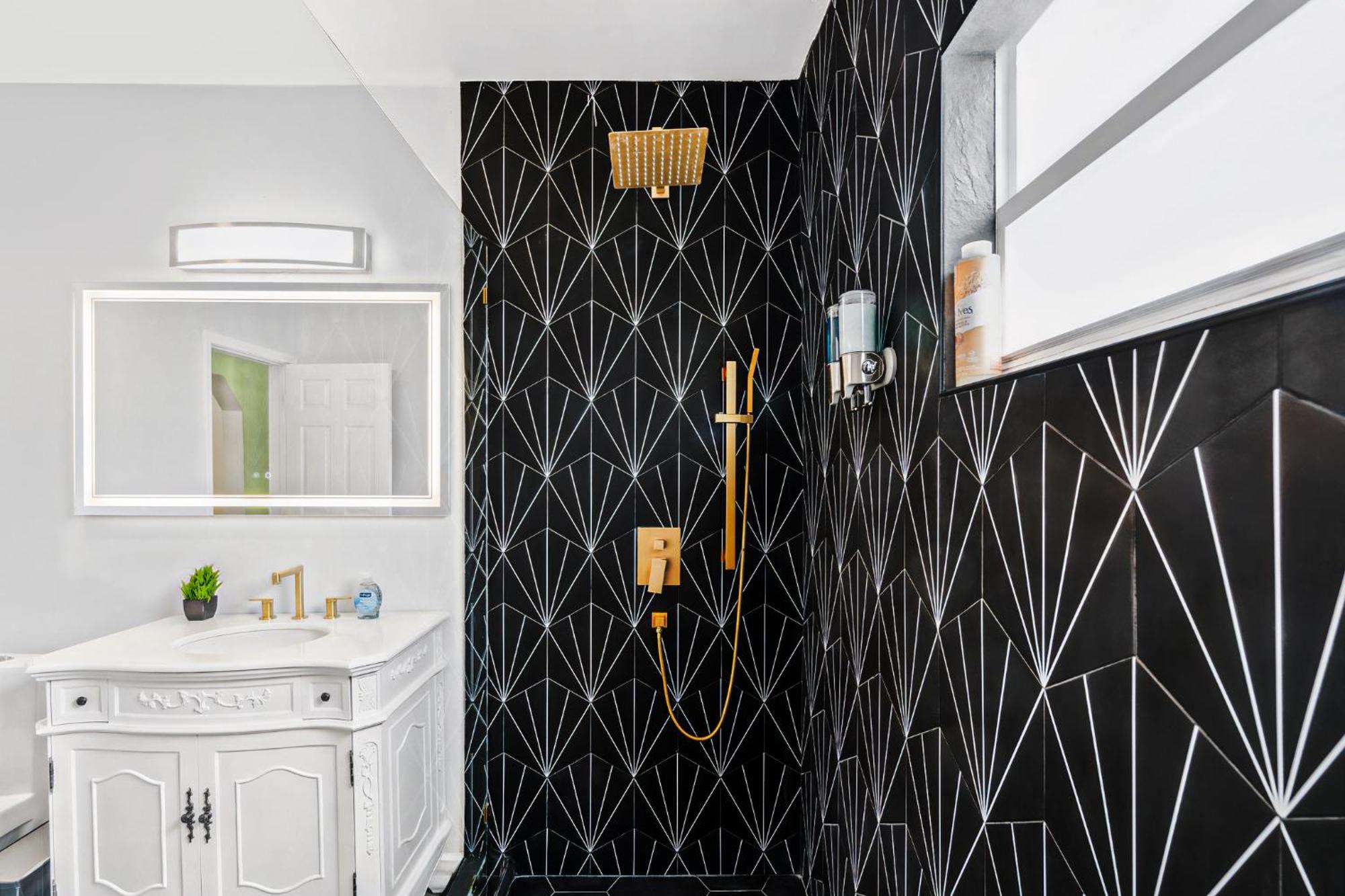 New! Havana Nights Villa ! Walk To Calle Ocho! ميامي المظهر الخارجي الصورة
