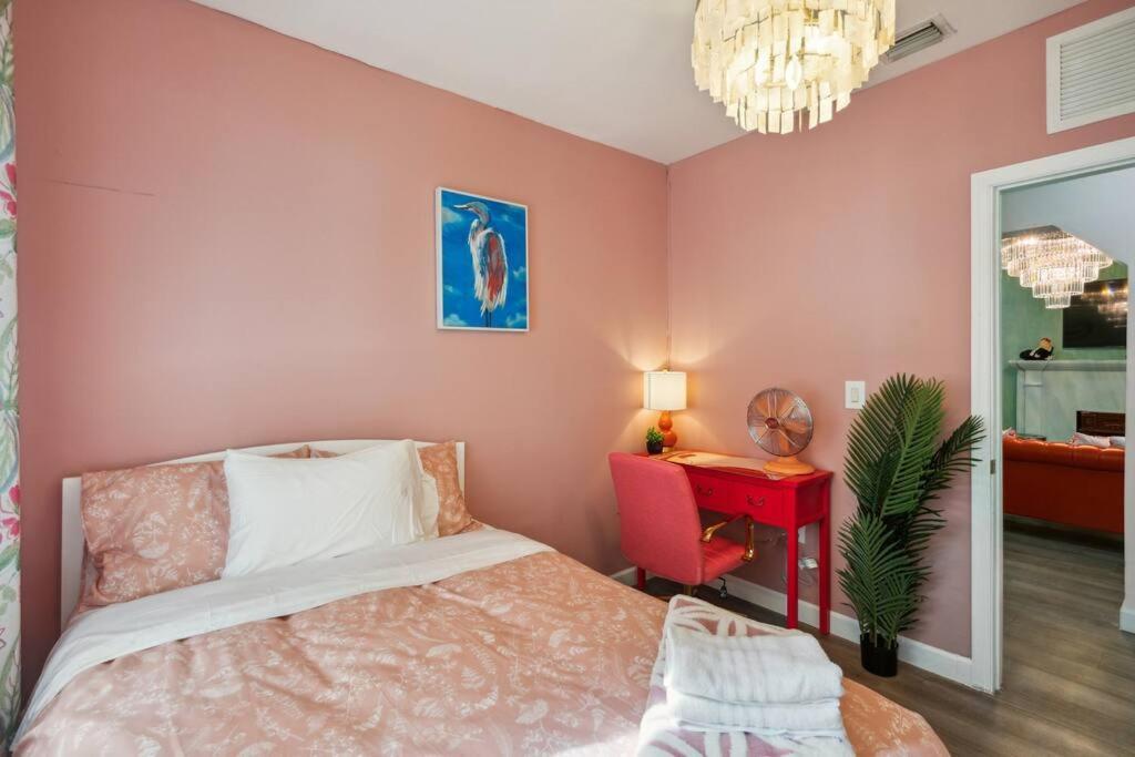 New! Havana Nights Villa ! Walk To Calle Ocho! ميامي المظهر الخارجي الصورة