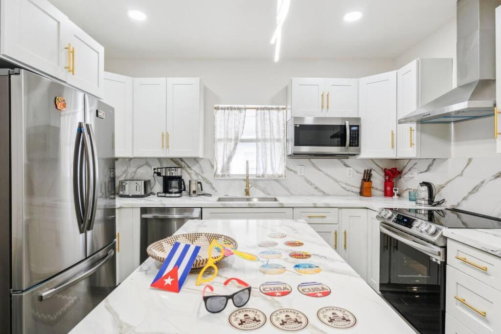 New! Havana Nights Villa ! Walk To Calle Ocho! ميامي المظهر الخارجي الصورة